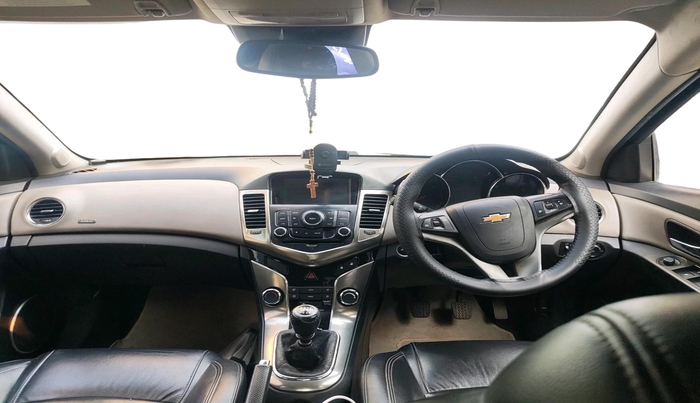 2014 Chevrolet Cruze LTZ, Diesel, Manual, 98,692 km, interior