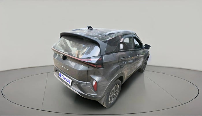 2024 Tata NEXON FEARLESS + SUNROOF DCA DUAL TONE 1.2 PETROL, Petrol, Automatic, 7,980 km, exterior
