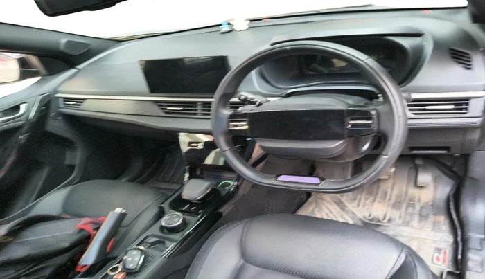 2024 Tata NEXON FEARLESS + SUNROOF DCA DUAL TONE 1.2 PETROL, Petrol, Automatic, 7,980 km, interior