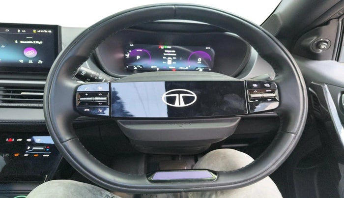 2024 Tata NEXON FEARLESS + SUNROOF DCA DUAL TONE 1.2 PETROL, Petrol, Automatic, 7,980 km, interior