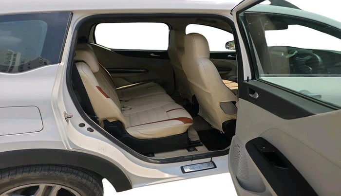 2020 Renault TRIBER RXZ, Petrol, Manual, 95,616 km, interior