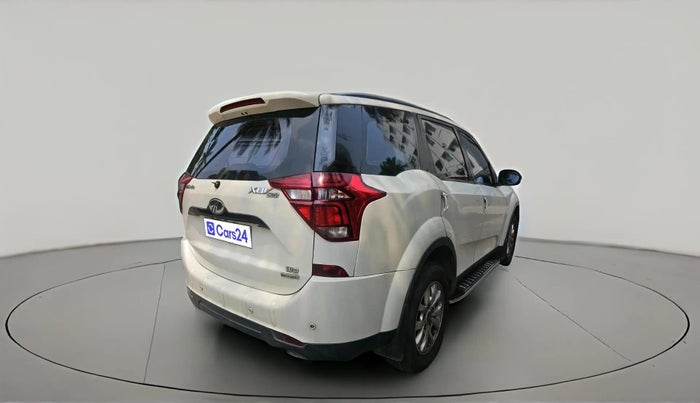 2018 Mahindra XUV500 W9 AT, Diesel, Automatic, 1,31,923 km, exterior