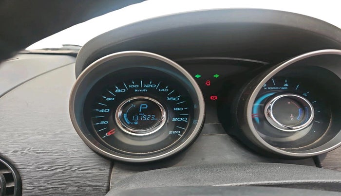 2018 Mahindra XUV500 W9 AT, Diesel, Automatic, 1,31,923 km, interior