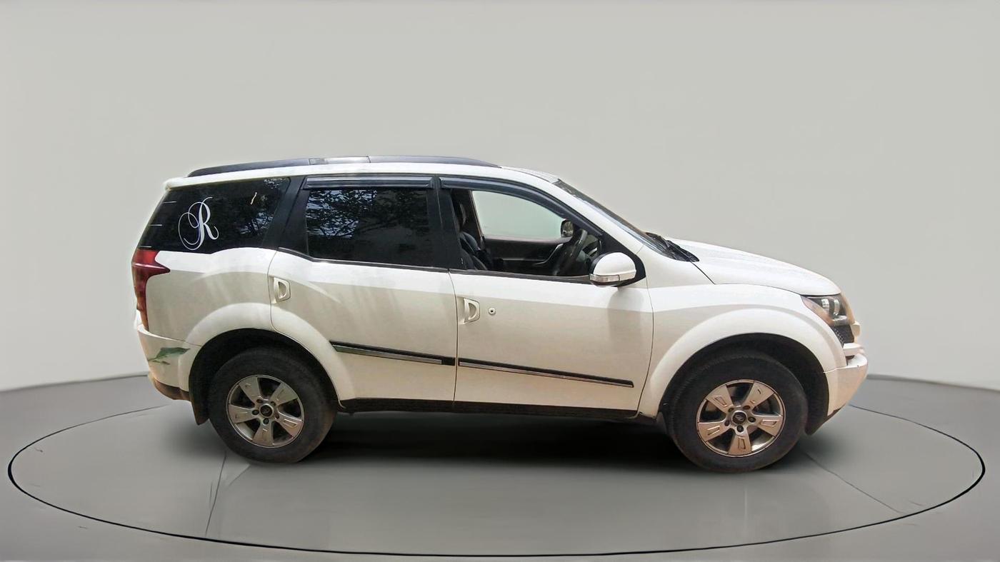 2014 Mahindra XUV500 W8, Diesel, Manual, 81,790 km, exterior