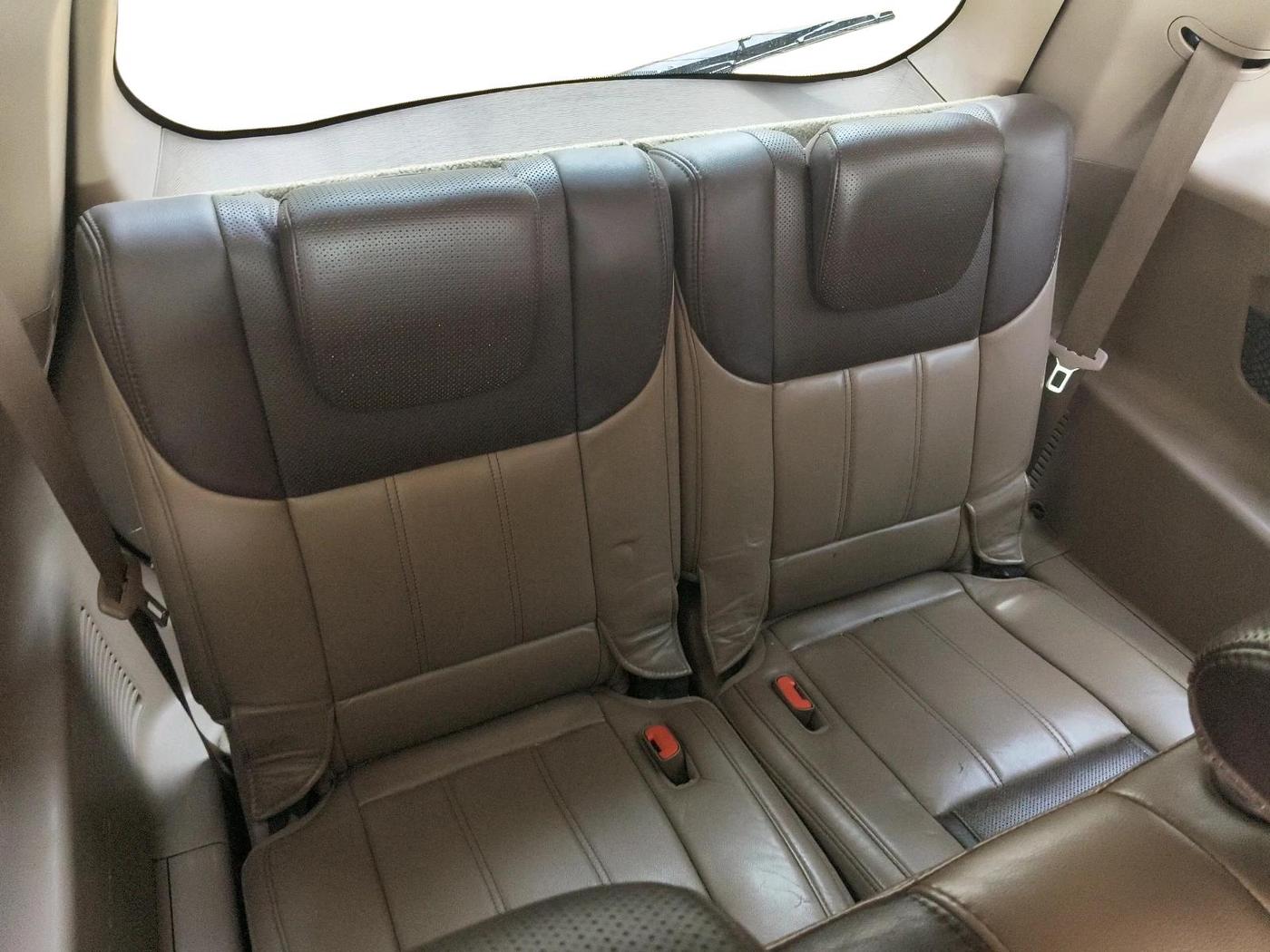 2014 Mahindra XUV500 W8, Diesel, Manual, 81,790 km, interior