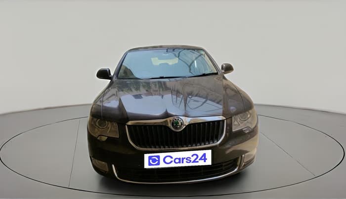 2011 Skoda Superb ELEGANCE 2.0 TDI CR AT, Diesel, Automatic, 1,13,212 km, exterior