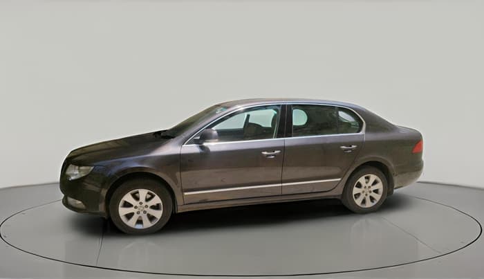 2011 Skoda Superb ELEGANCE 2.0 TDI CR AT, Diesel, Automatic, 1,13,212 km, exterior