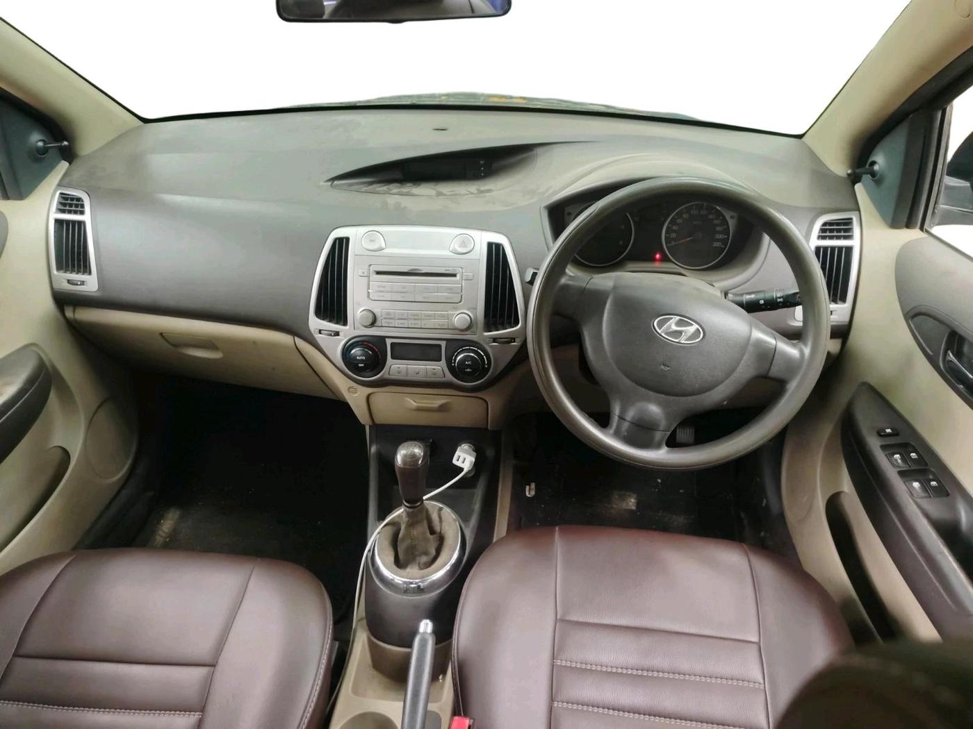 2011 Hyundai i20 MAGNA (O) 1.4 CRDI, Diesel, Manual, 84,288 km, interior