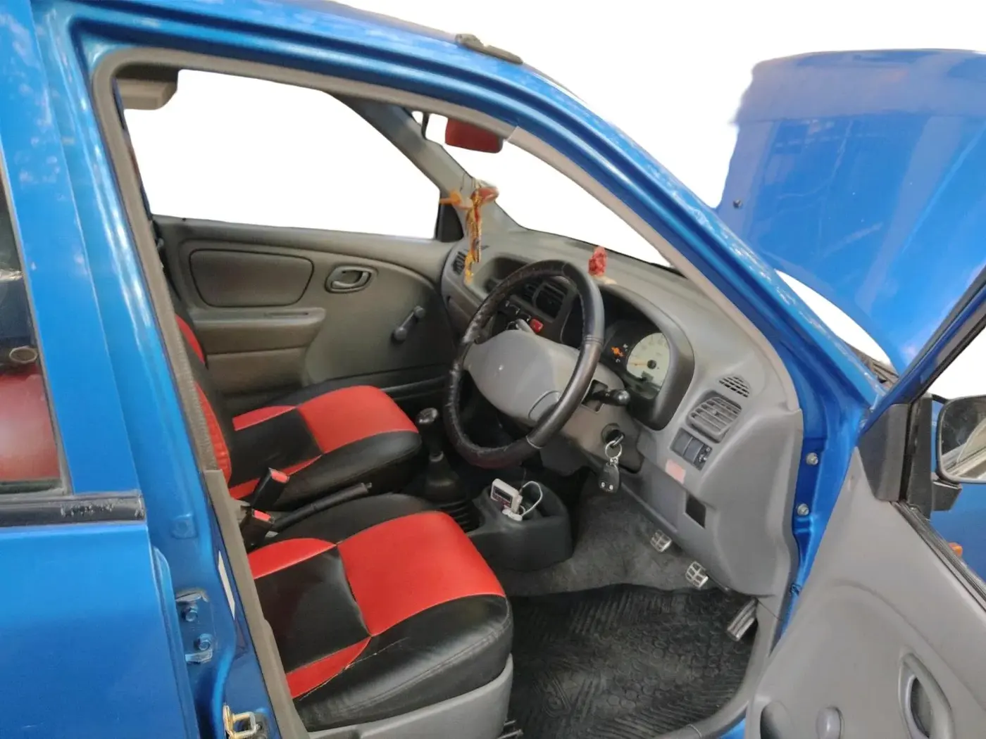 2009 Maruti Alto LXI, Petrol, Manual, 32,647 km, interior