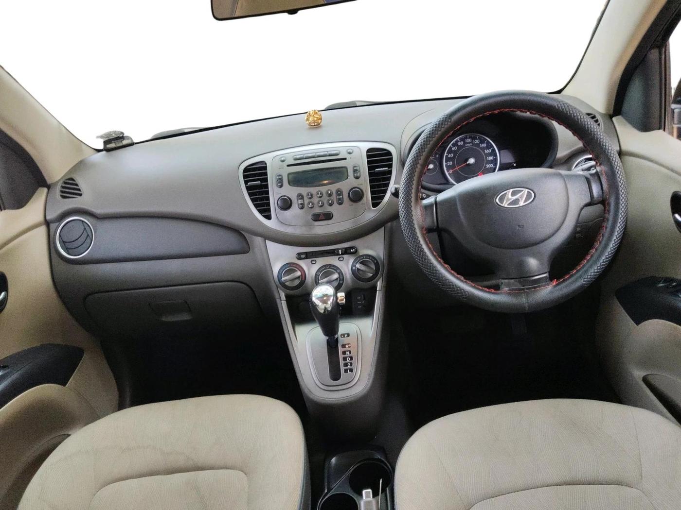 2011 Hyundai i10 SPORTZ 1.2 AT, Petrol, Automatic, 48,820 km, interior