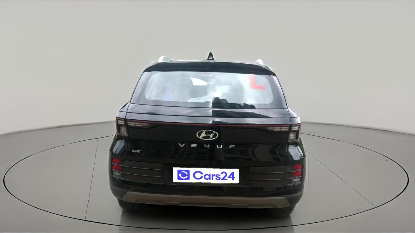 2022 Hyundai VENUE SX 1.2 PETROL, Petrol, Manual, 7,421 km, exterior