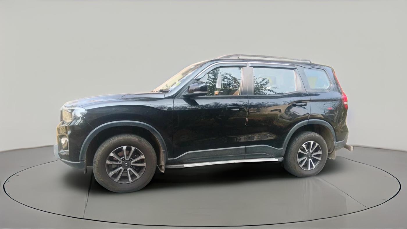 2022 Mahindra SCORPIO-N Z4 PETROL AT 7 STR, Petrol, Automatic, 18,000 km, exterior