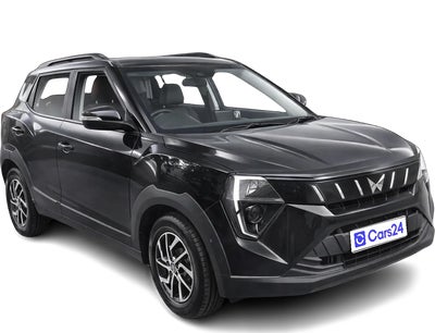 2025 Mahindra XUV 3XO - SUV - Diesel - Manual - ₹12.50 lakh