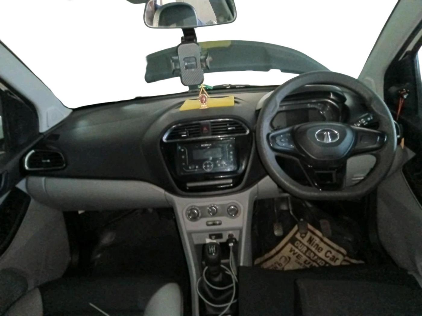 2020 Tata Tiago XT PETROL, Petrol, Manual, 27,840 km, interior