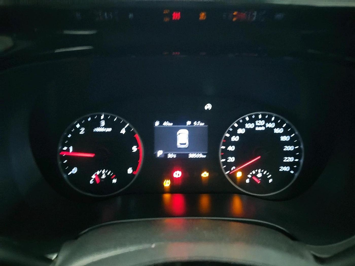 2023 KIA SELTOS HTX 1.5 DIESEL AT, Diesel, Automatic, 38,509 km, interior