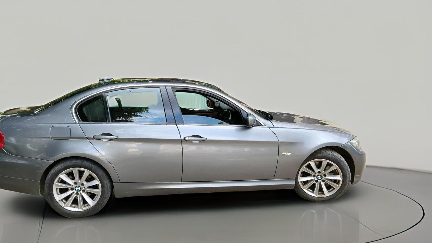 2012 BMW 3 Series 320d, Diesel, Automatic, 1,27,794 km, exterior