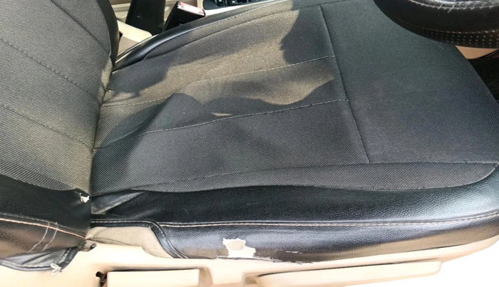 2016 Mahindra TUV300 T8, Diesel, Manual, 91,009 km, interior