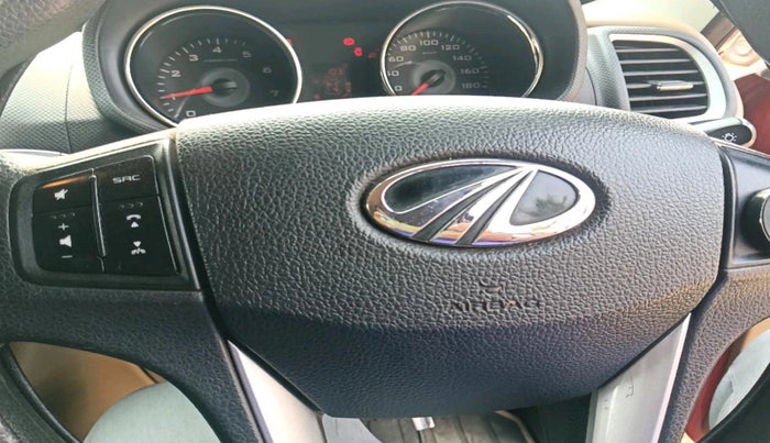 2016 Mahindra TUV300 T8, Diesel, Manual, 91,009 km, interior