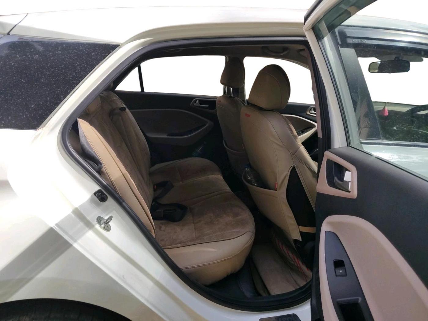 2020 Hyundai Elite i20 ASTA 1.2 (O), Petrol, Manual, 43,128 km, interior