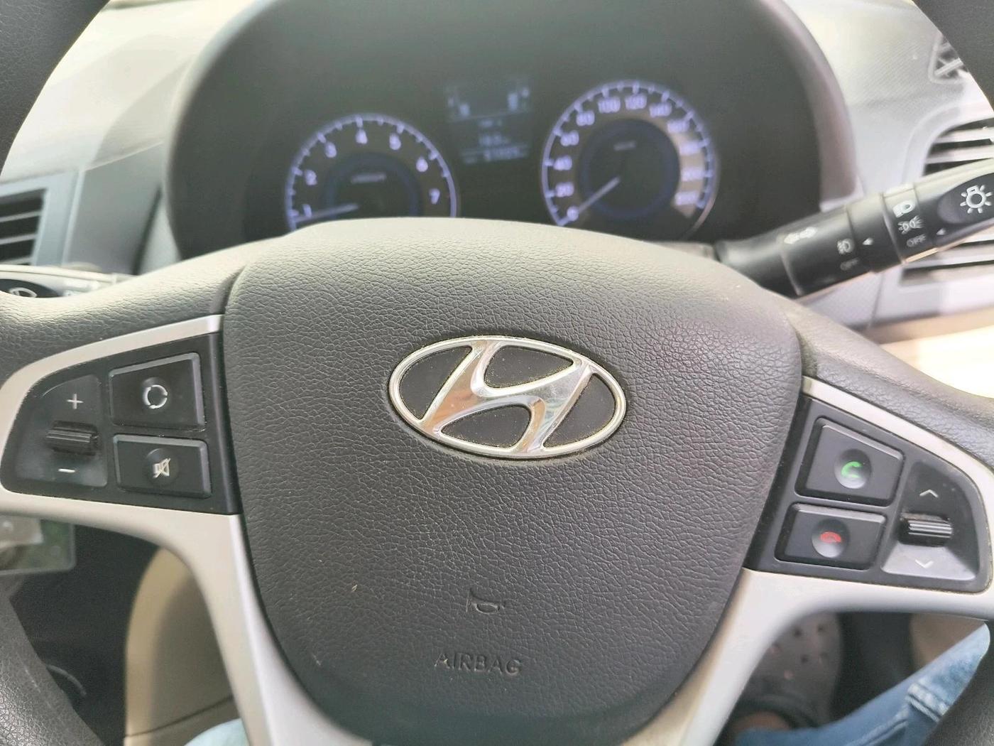 2012 Hyundai Verna FLUIDIC 1.6 VTVT SX, Petrol, Manual, 51,023 km, interior