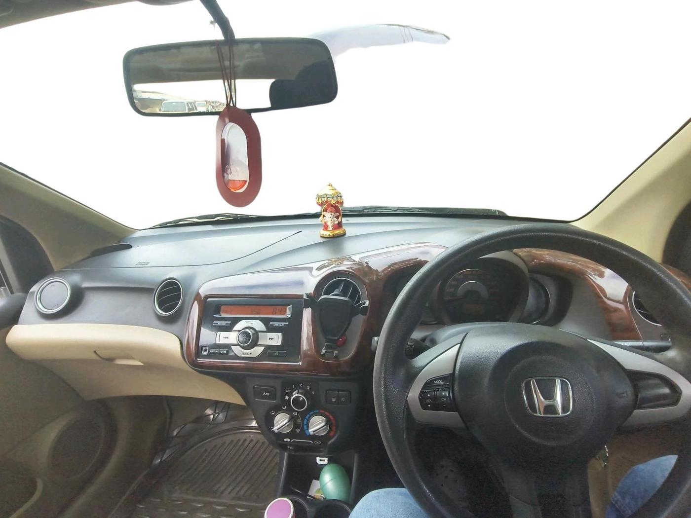 2013 Honda Amaze 1.2L I-VTEC VX, Petrol, Manual, 93,498 km, interior