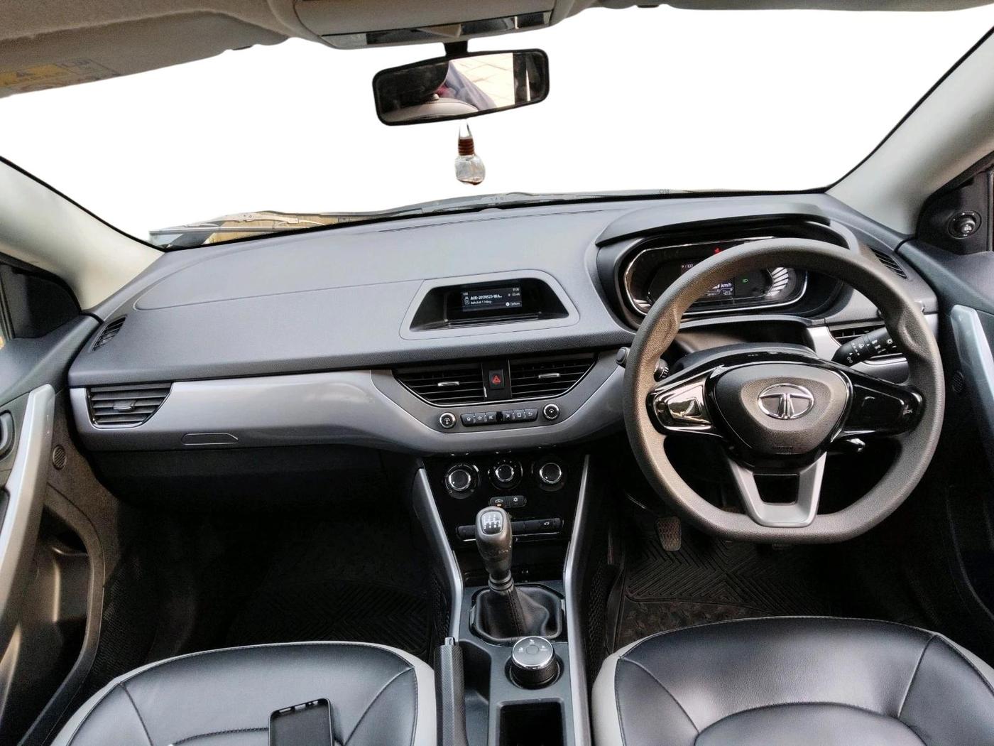 2020 Tata NEXON XM PETROL, Petrol, Manual, 60,005 km, interior