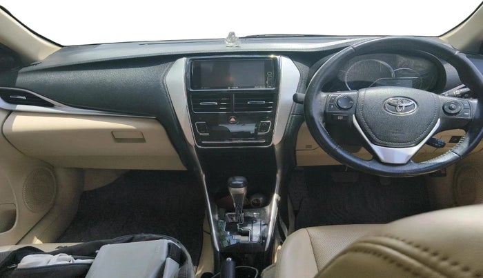 2018 Toyota YARIS VX CVT, Petrol, Automatic, 65,034 km, interior