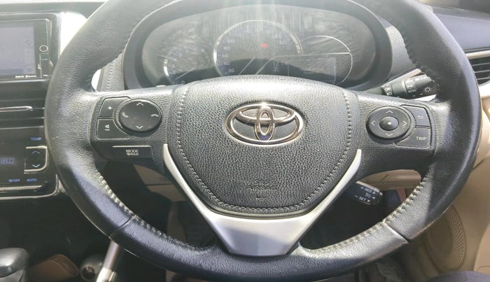 2018 Toyota YARIS VX CVT, Petrol, Automatic, 65,034 km, interior