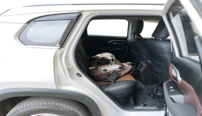 2023 Maruti Grand Vitara SIGMA SMART HYBRID, Petrol, Manual, 5,093 km, interior