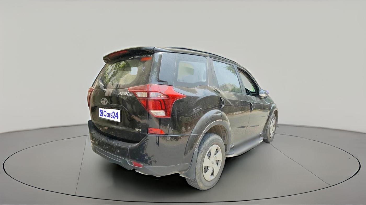 2020 Mahindra XUV500 W7, Diesel, Manual, 27,579 km, exterior