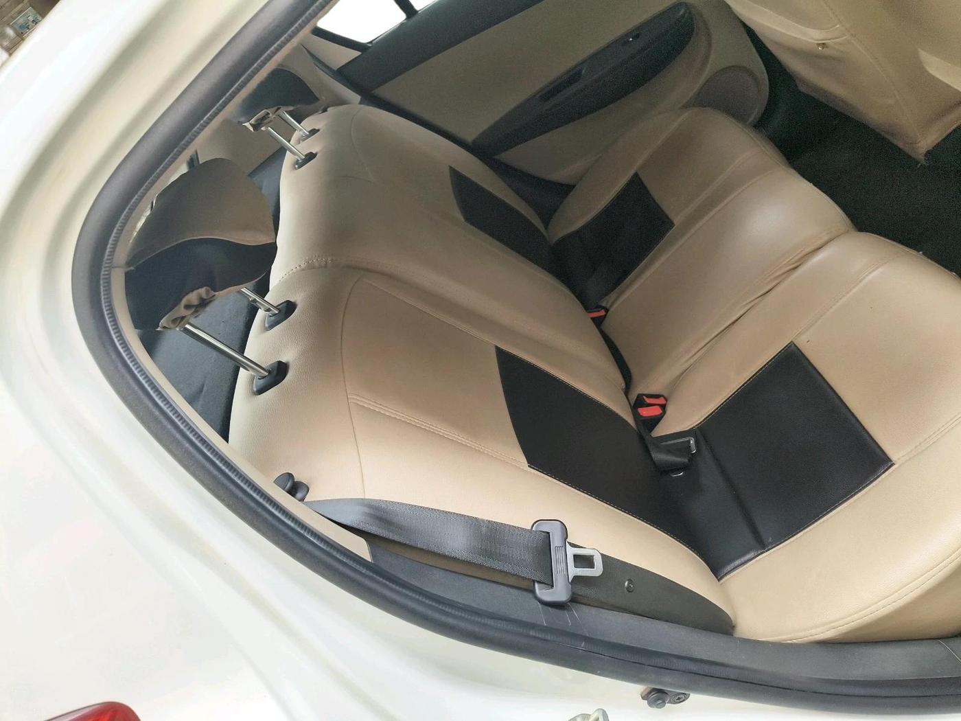 2014 Hyundai i20 ASTA 1.2, Petrol, Manual, 57,382 km, interior