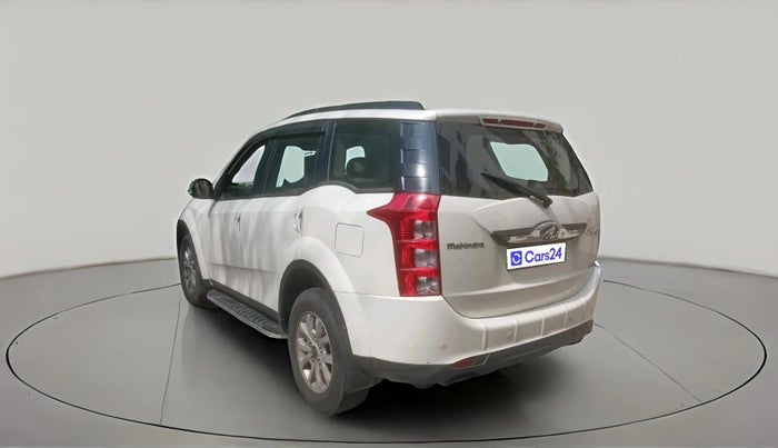 2015 Mahindra XUV500 W10, Diesel, Manual, 85,050 km, exterior