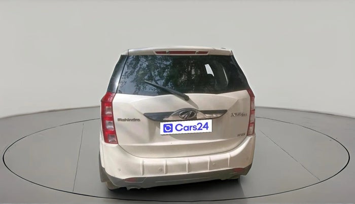 2015 Mahindra XUV500 W10, Diesel, Manual, 85,050 km, exterior