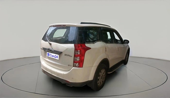 2015 Mahindra XUV500 W10, Diesel, Manual, 85,050 km, exterior