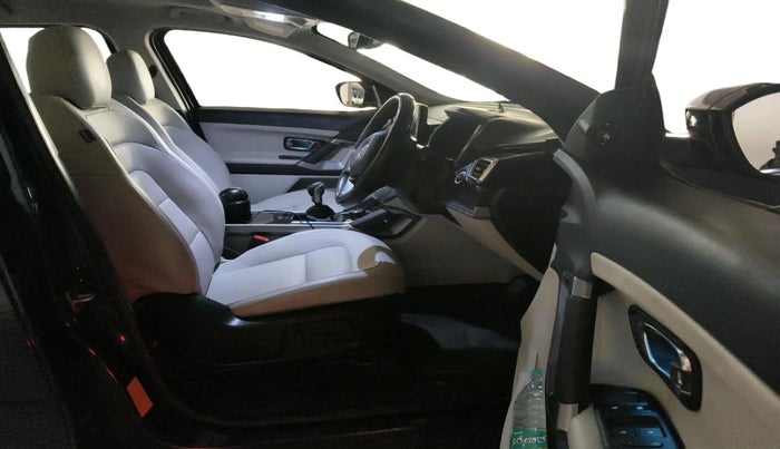 2021 Tata Safari XZ PLUS, Diesel, Manual, 89,014 km, interior