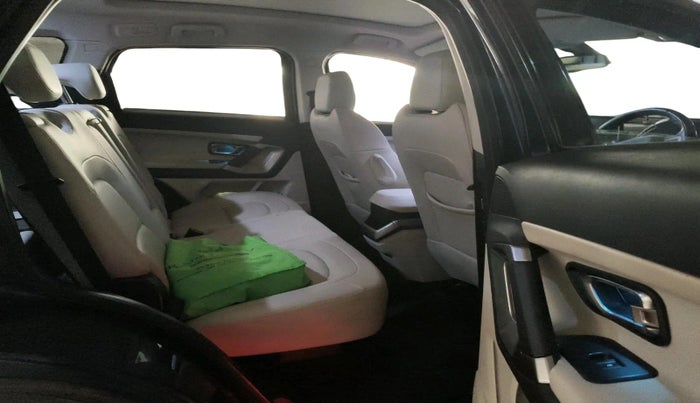 2021 Tata Safari XZ PLUS, Diesel, Manual, 89,014 km, interior