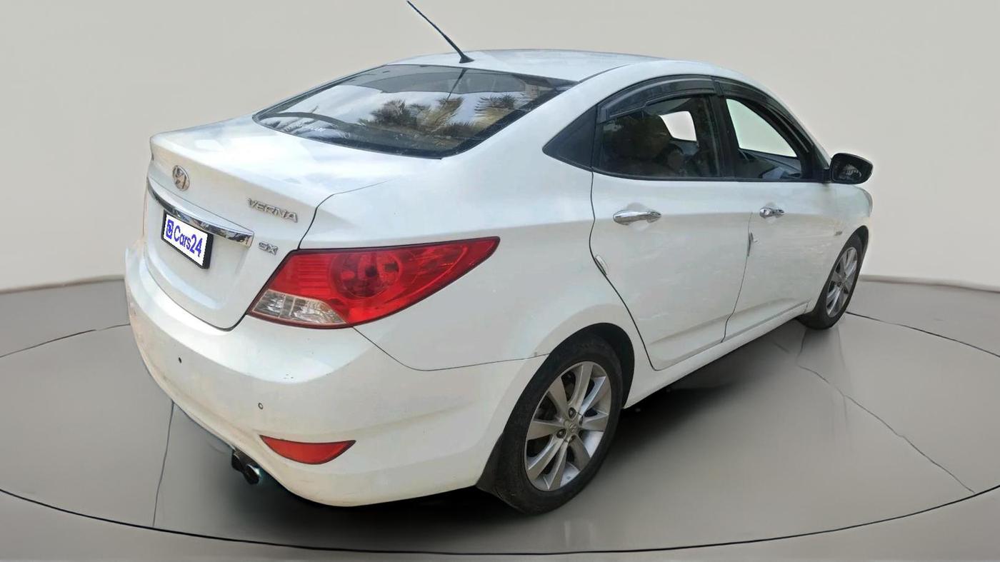 2012 Hyundai Verna FLUIDIC 1.6 CRDI SX OPT AT, Diesel, Automatic, 91,348 km, exterior