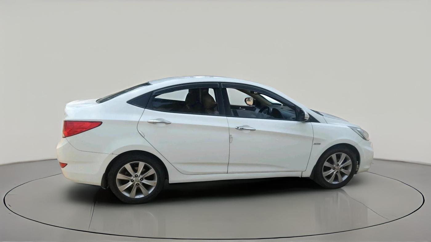 2012 Hyundai Verna FLUIDIC 1.6 CRDI SX OPT AT, Diesel, Automatic, 91,348 km, exterior