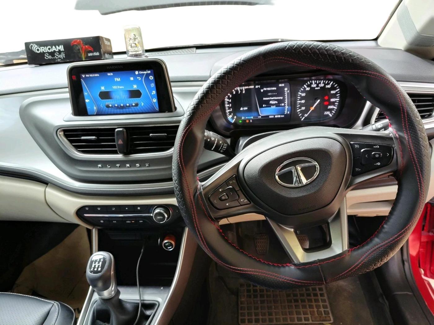2022 Tata ALTROZ XZ PLUS PETROL, Petrol, Manual, 60,193 km, interior