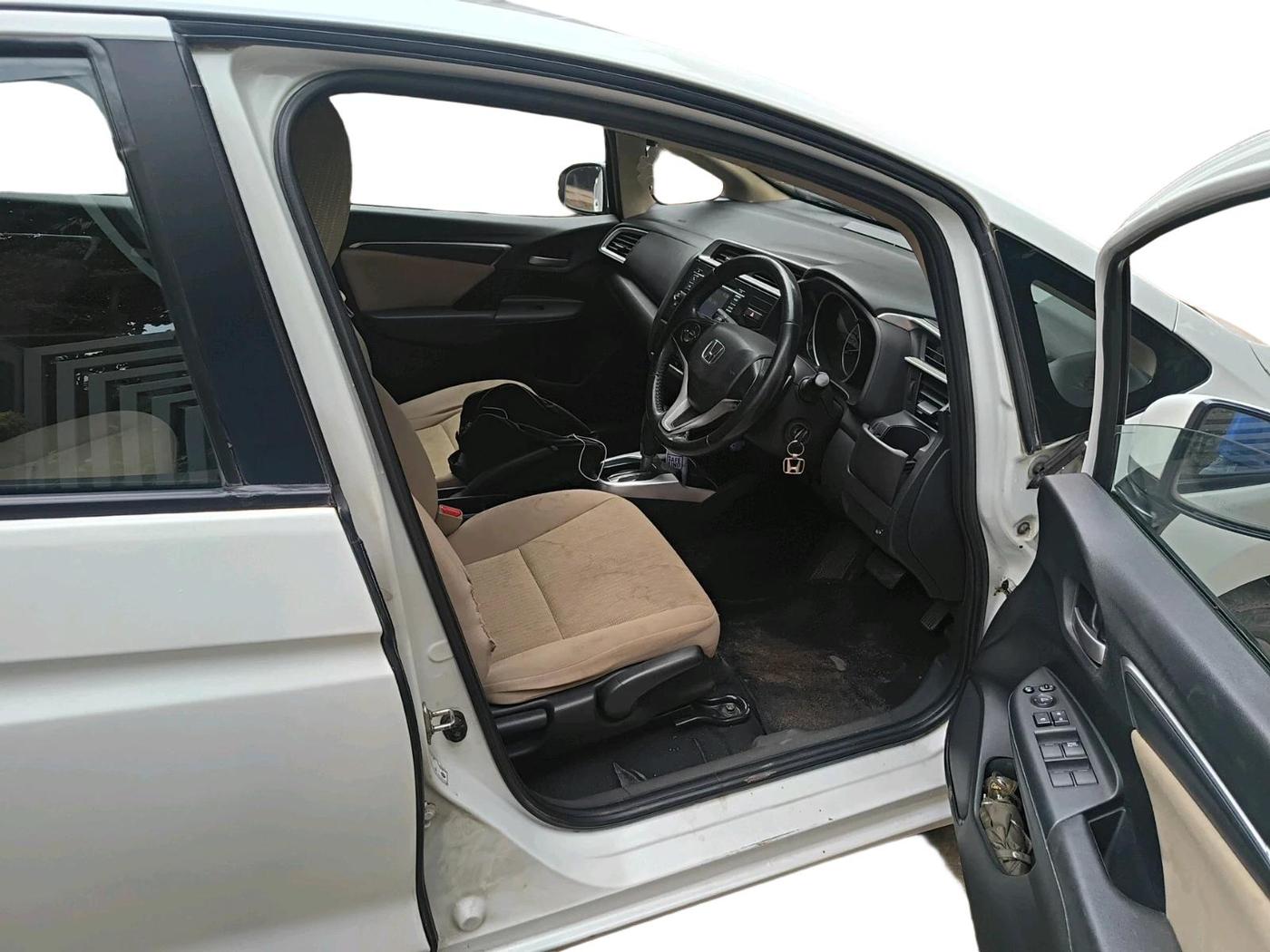2018 Honda Jazz 1.2L I-VTEC V AT, Petrol, Automatic, 1,08,969 km, interior