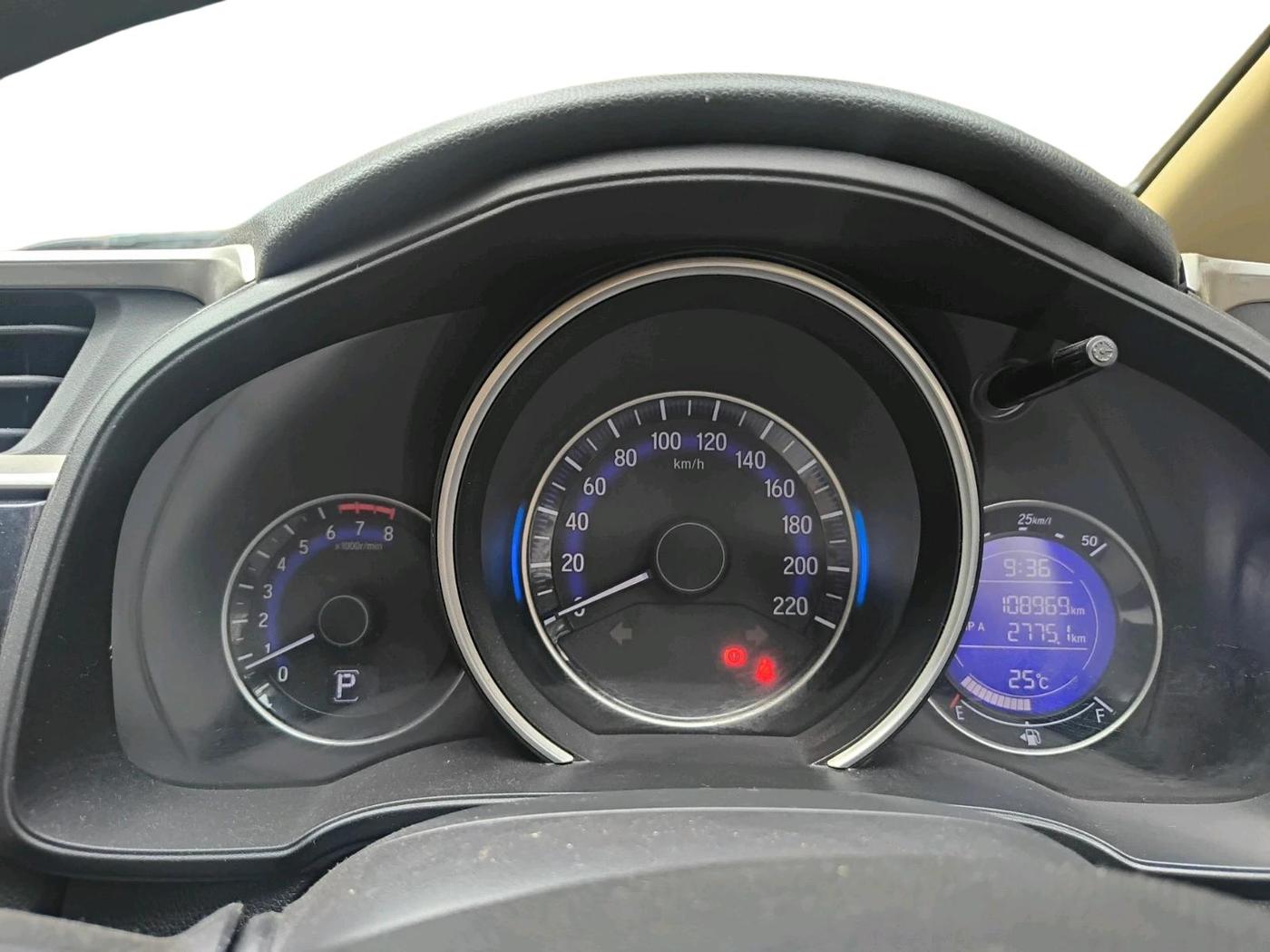2018 Honda Jazz 1.2L I-VTEC V AT, Petrol, Automatic, 1,08,969 km, interior