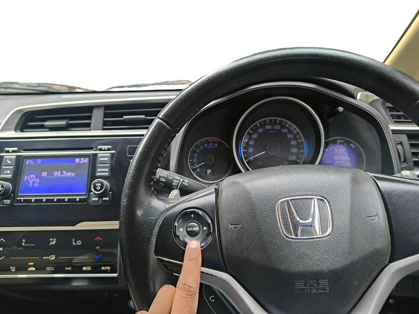 2018 Honda Jazz 1.2L I-VTEC V AT, Petrol, Automatic, 1,08,969 km, interior