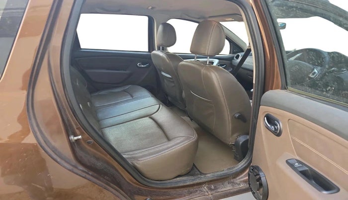 2016 Renault Duster 110 PS RXZ 4X2 AMT DIESEL, Diesel, Automatic, 1,80,881 km, interior