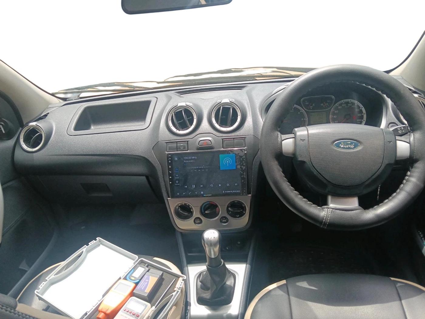 2011 Ford Fiesta Classic CLXI 1.6 PETROL, Petrol, Manual, 46,485 km, interior