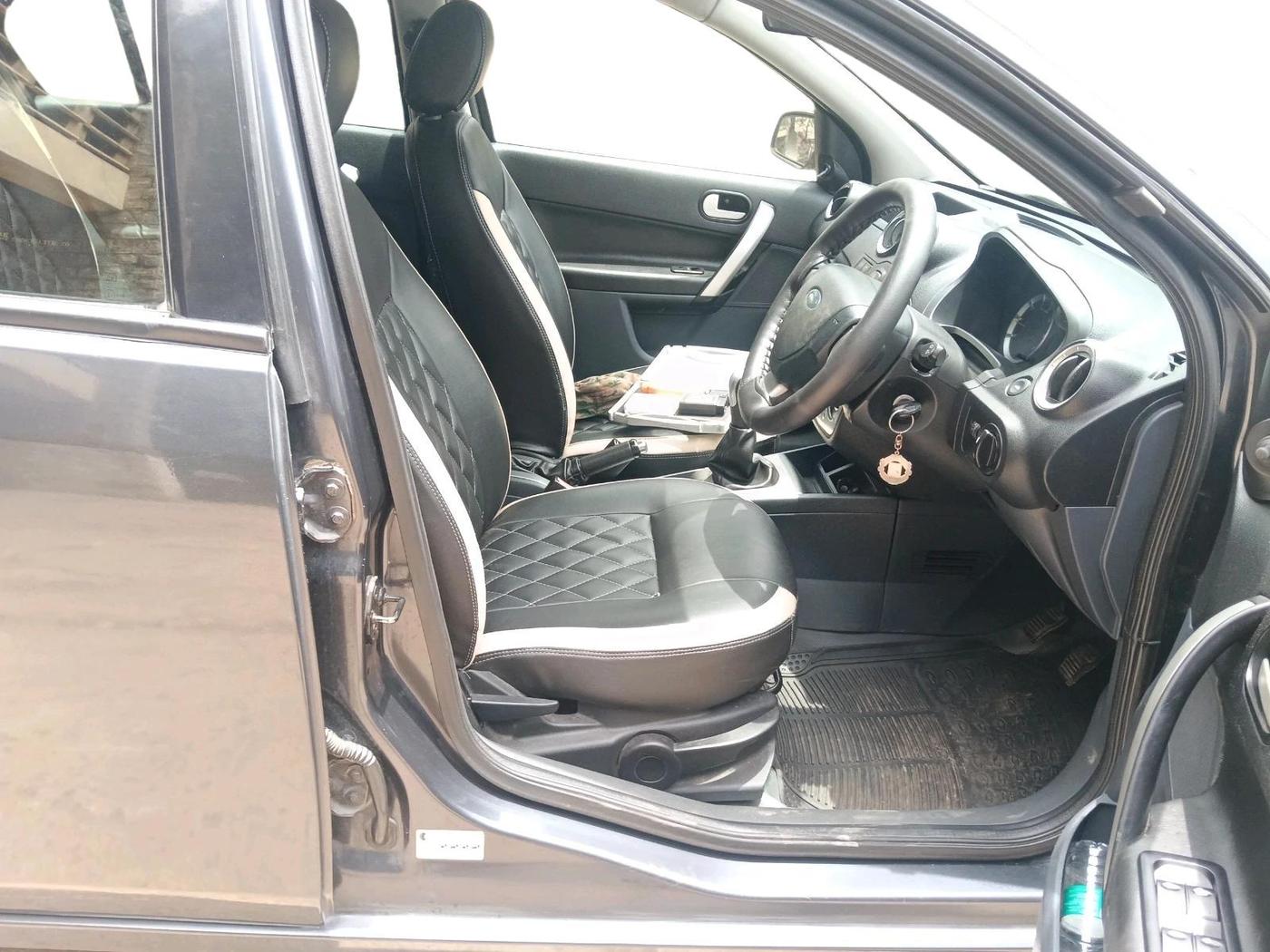 2011 Ford Fiesta Classic CLXI 1.6 PETROL, Petrol, Manual, 46,485 km, interior