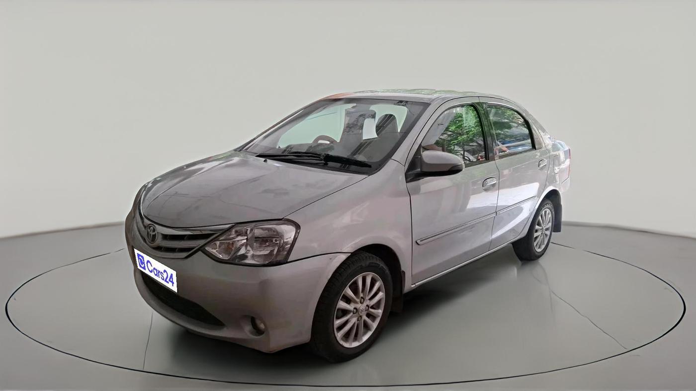 2013 Toyota Etios V, Petrol, Manual, 1,87,408 km, exterior