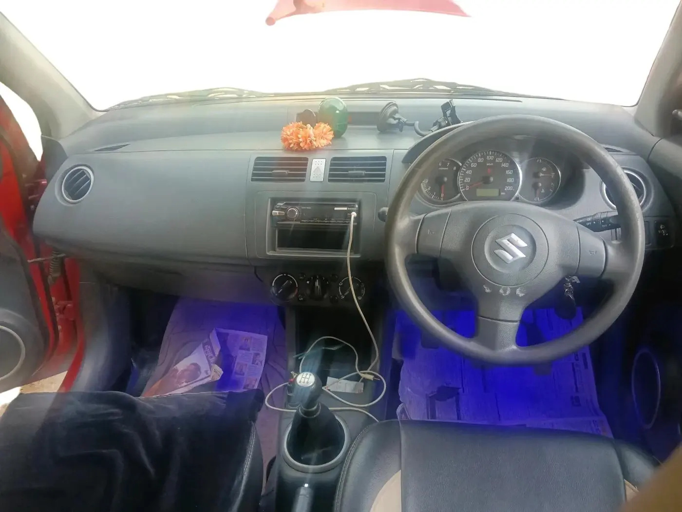 2009 Maruti Swift VXI 1.3, Petrol, Manual, 72,986 km, interior