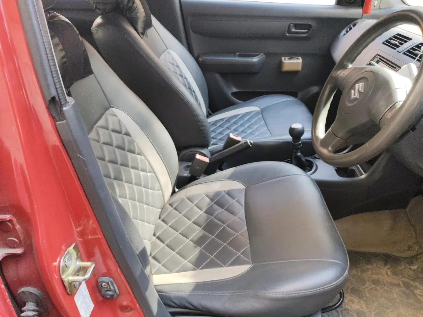 2008 Maruti Swift LDI, Diesel, Manual, 1,11,715 km, interior