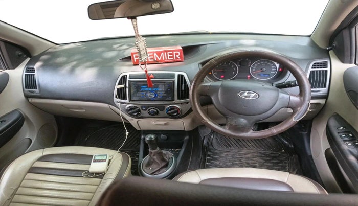 2012 Hyundai i20 MAGNA 1.2, Petrol, Manual, 1,41,704 km, interior
