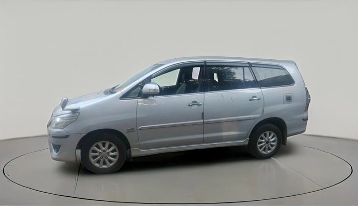 2013 Toyota Innova 2.5 VX 7 STR, Diesel, Manual, 1,54,820 km, exterior